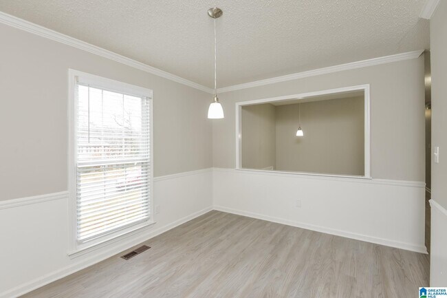 Foto del edificio - 1729 Timbercrest Cir