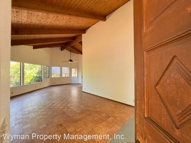 Building Photo - 3 br, 3 bath House - 1718 Michael Way