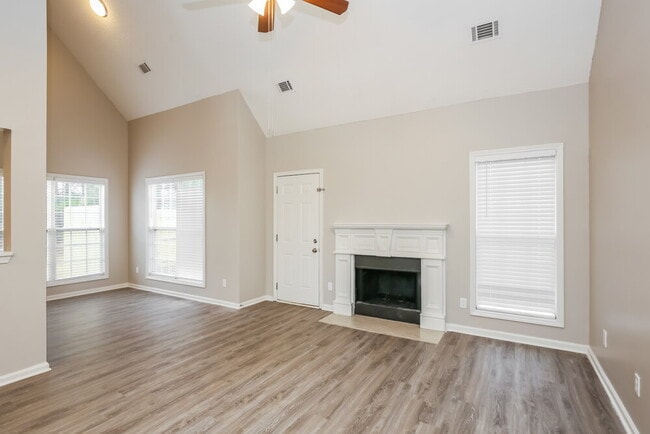 Building Photo - 1315 St Isabella Ct