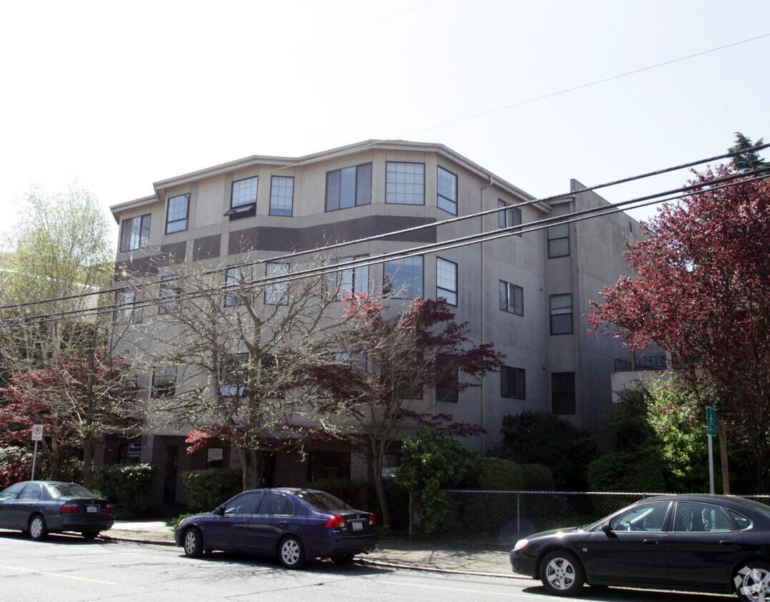 Building Photo - 8401 5th Ave NE