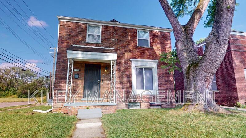 Foto principal - 8956 Rutherford St