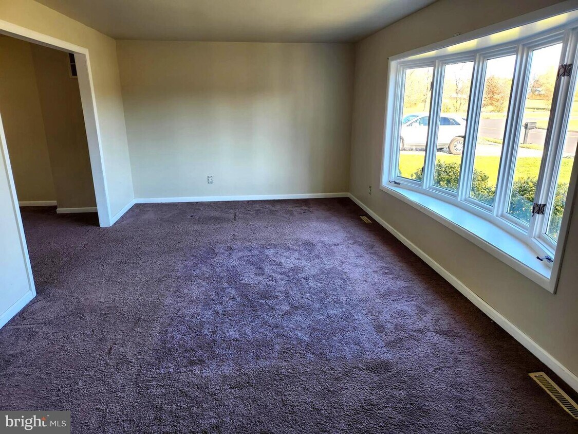 92 Altair Dr, Washington Township, NJ 08012 House Rental in