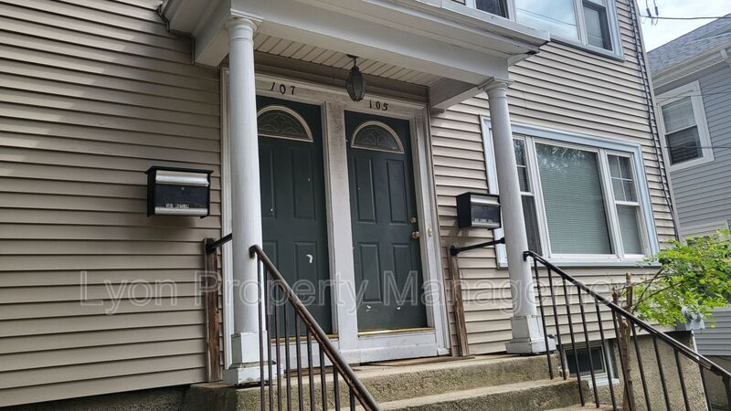 Primary Photo - 105-107 Butler Ave