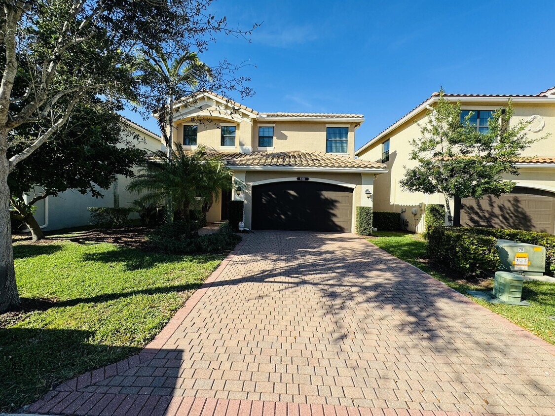 Primary Photo - 8101 Baltic Amber Rd