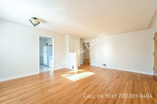 Building Photo - 2 WEEKS FREE RENT! 4 bed/2 bath near Cherr...