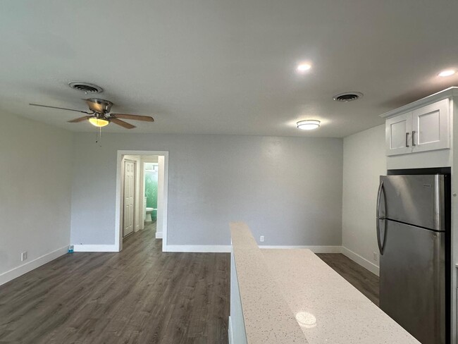Building Photo - Savio Apartments