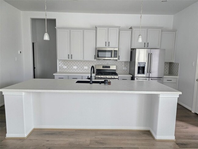 Building Photo - 4901 Finns Lndg St