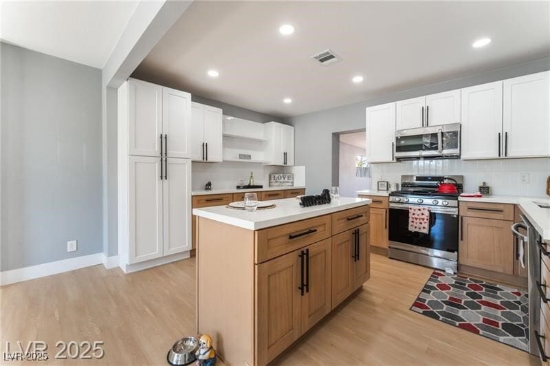 Foto principal - 915 Melrose Dr