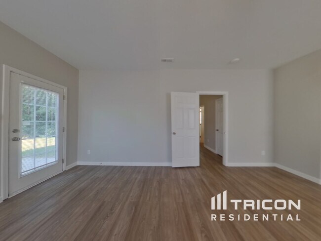 Building Photo - 11344 Breezehill Ln
