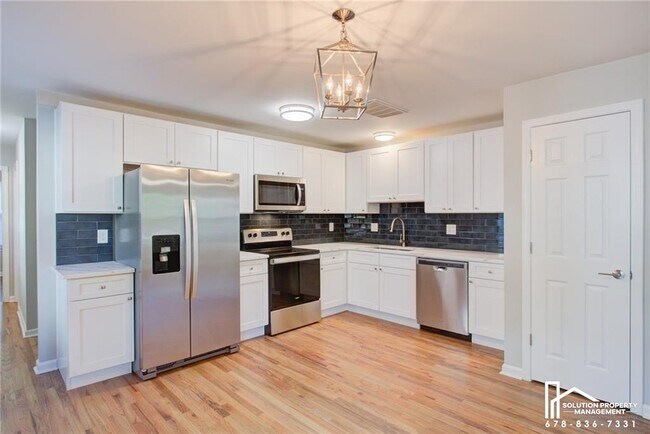 Building Photo - 1173 Arlington Ave SW