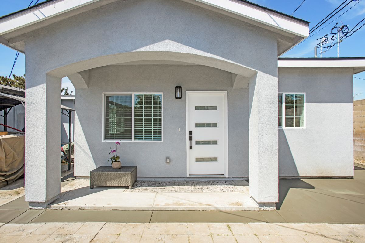 Foto principal - 9905 Lenore Dr