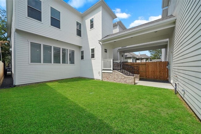 Foto del edificio - 914 Waverly St