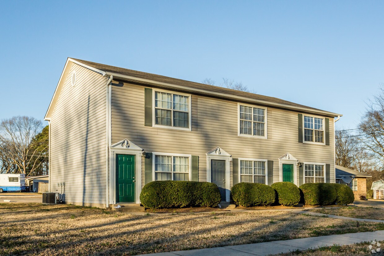 201 NE 3rd St, Bryant, AR 72022 Apartments in Bryant, AR