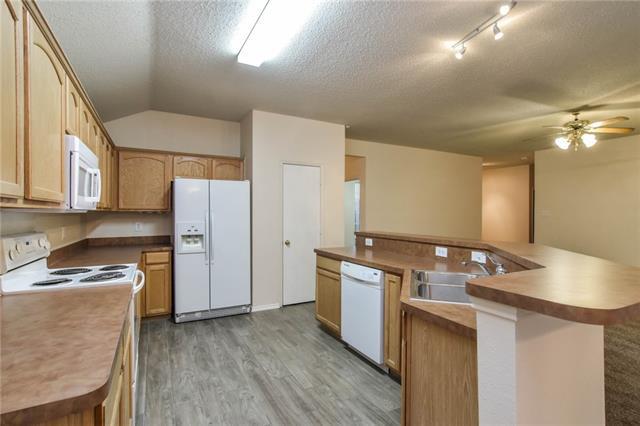 Foto del edificio - 5505 Cedar Elm Dr