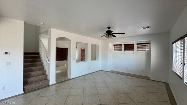 Building Photo - 1013 E Malibu Sands Ave