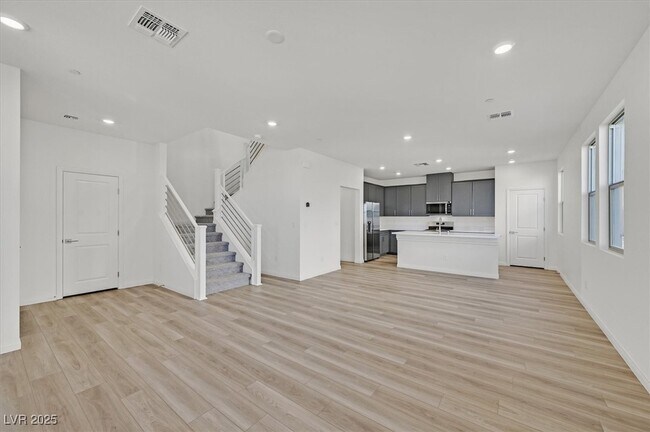 Foto del edificio - 148 Silver Run Ln