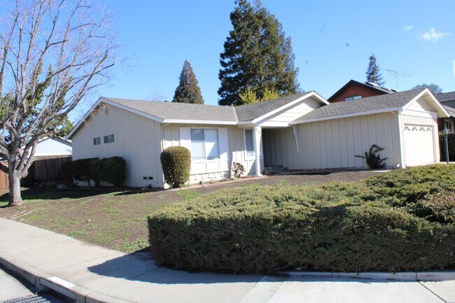 Foto del edificio - Beautiful 3 Bed, 2 Bath Single Story in Great Livermore Location