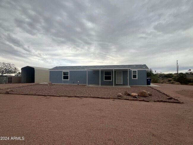 Building Photo - 3045 Junction St