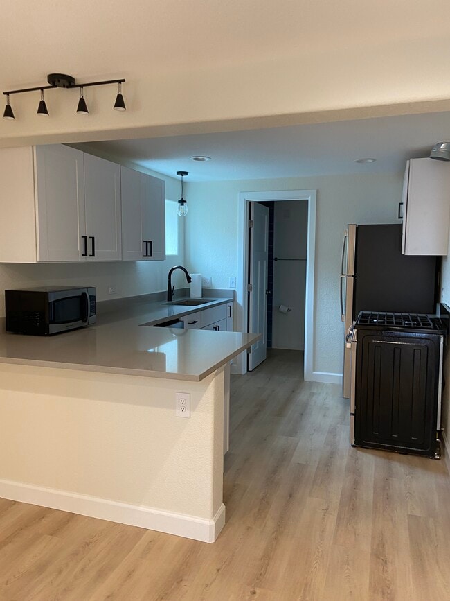 Kitchen - 3583 S Bannock St