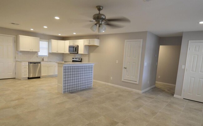 Foto del edificio - 105 Virginia