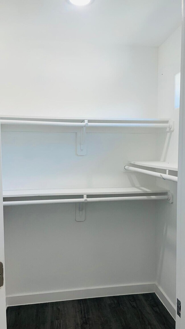 Foto del edificio - 8414 Sandra St