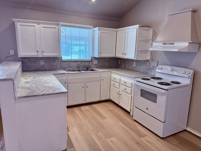 Building Photo - 4912 41st St