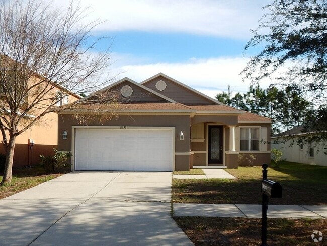 Building Photo - 11253 Running Pine Dr