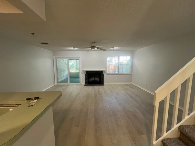Foto del edificio - 1535 Summer Sands Dr