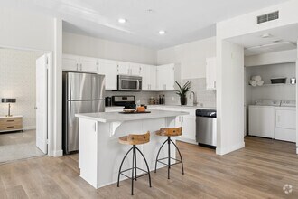 Interior Photo - Canterra