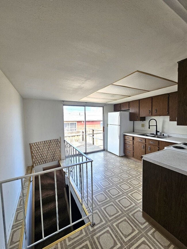 Building Photo - 1828 S McKinley St