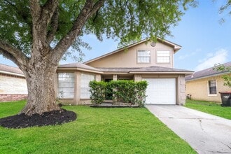 Building Photo - 3815 Derbyhall Dr