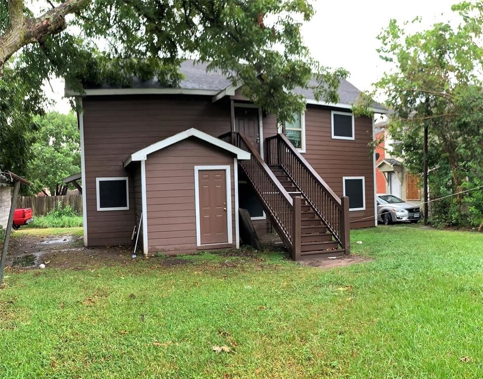 Primary Photo - 2721 Virginia St