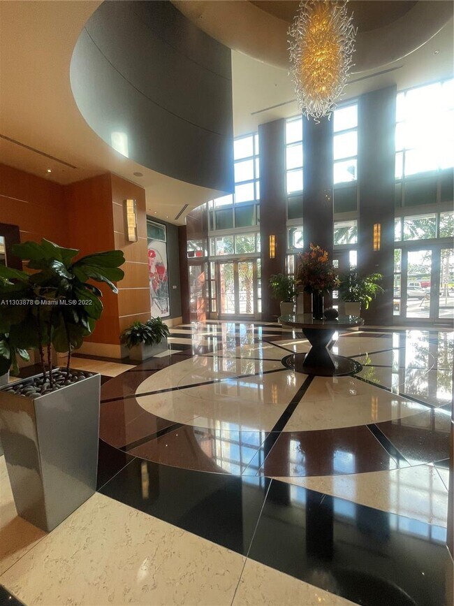 Foto del edificio - 244 Biscayne Blvd