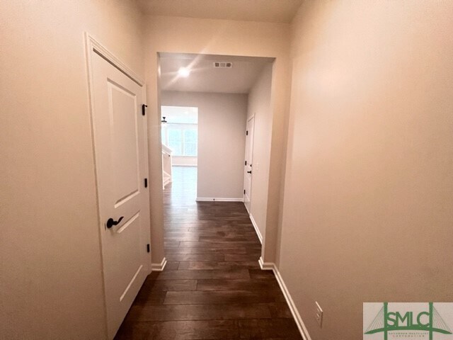 Building Photo - 303 Waybridge Way