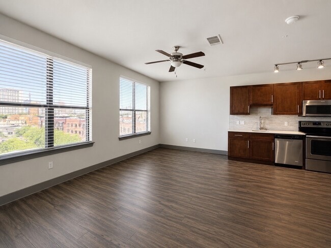 Building Photo - 2910 Milam St