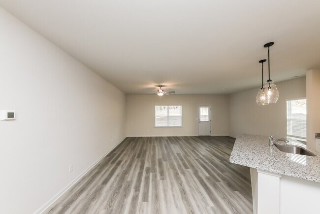 Foto del edificio - 483 Prescott Wy