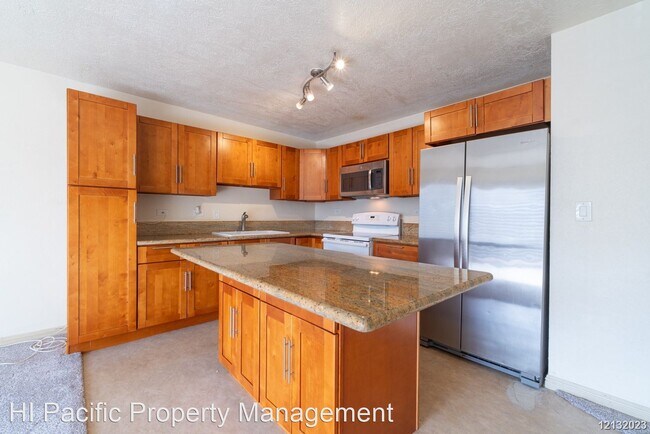 Building Photo - 3 br, 1 bath House - 98-729 Moanalua Lp. U...