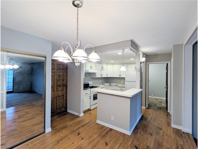 Foto del edificio - 6710 Vernon Ave S