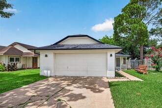 Building Photo - 10814 Parkland Woods Dr