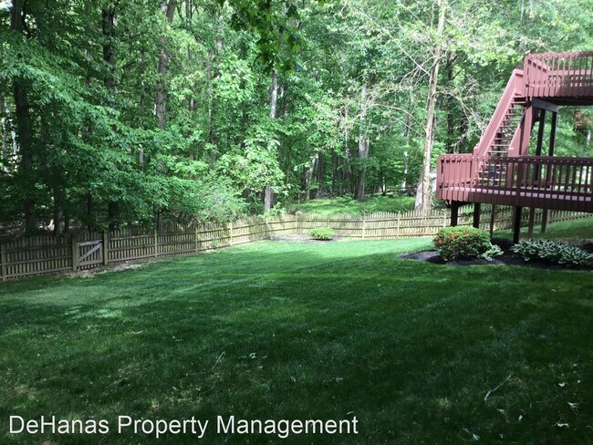 Foto del edificio - 3 br, 2.5 bath House - 8824 Cottongrass St