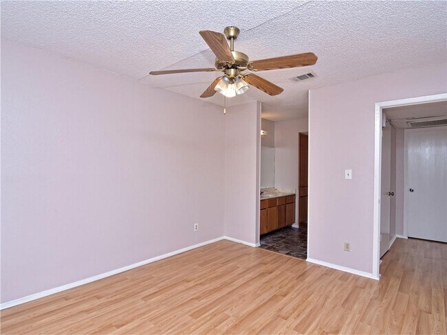 Foto del edificio - 3509 Harpers Ferry Ln