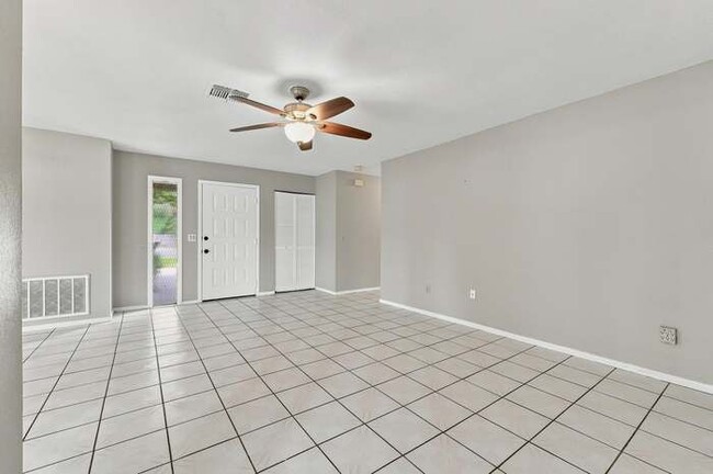 Building Photo - 112 Jersey Woods Ct