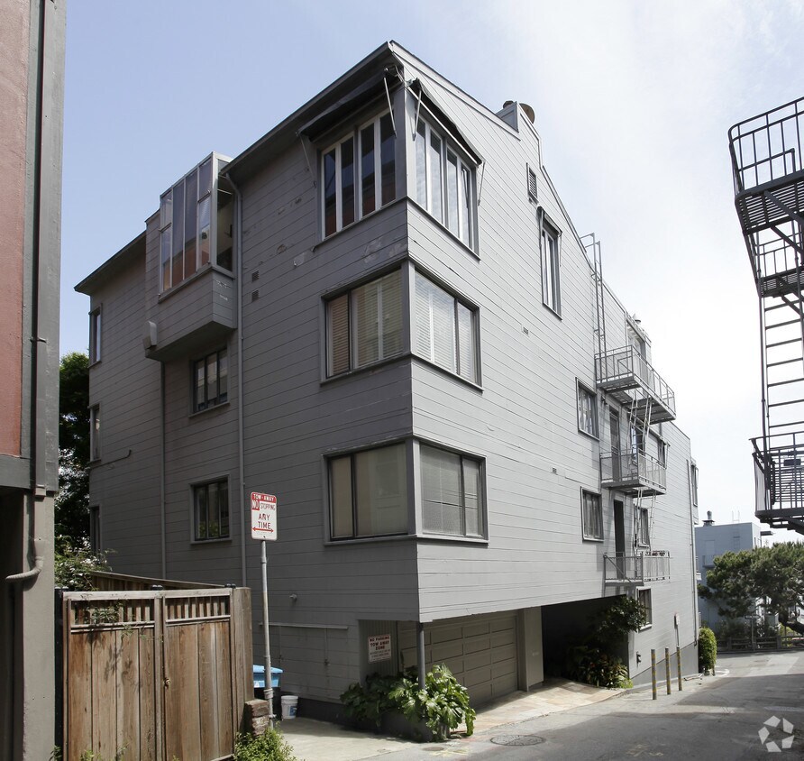 Building Photo - 100 Alta St