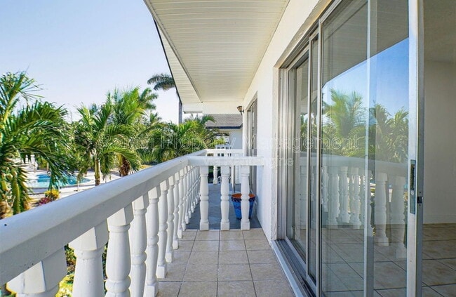 Building Photo - 3706 Broadway