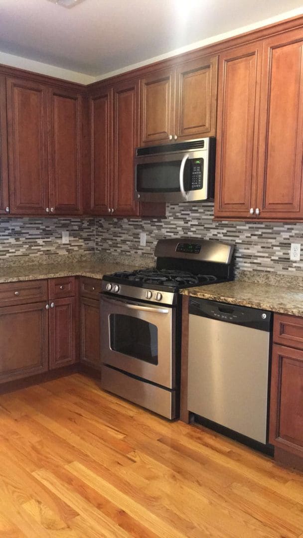 Photo - 97 Tichenor St Apartment