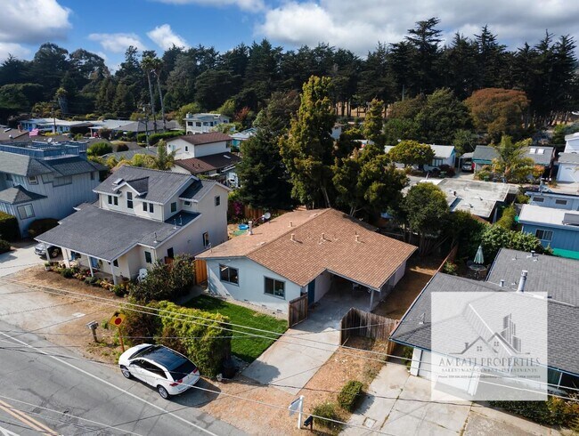 Foto del edificio - Monthly Rental Opportunity: Charming Singl...