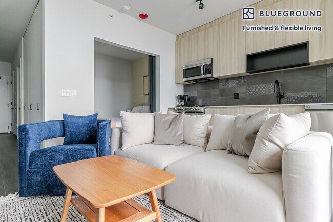 Foto del edificio - 1400 W Randolph St