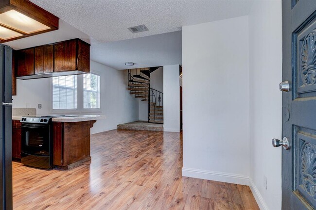 Foto del edificio - 4419 4th Ave
