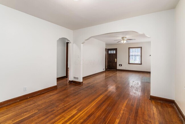 Building Photo - 1295 Wilson Ave