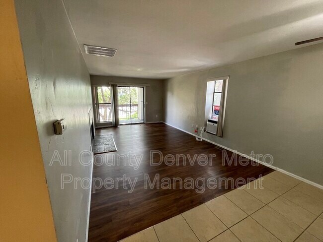 Building Photo - 8613 Clay St